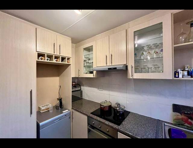 2 BEDROOM PROPERTY TO RENT IN KLIPPOORTJE